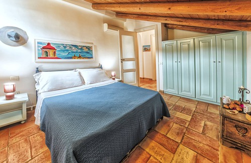 Ischia Porto Bed & Breakfast | Villa Lieta