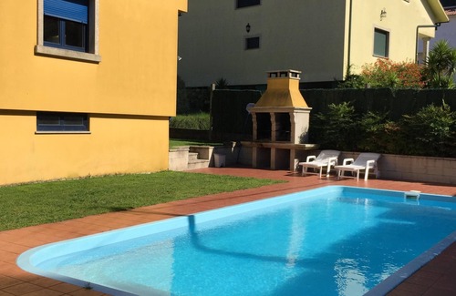 Porto do Son Ski Chalet | Villa located on the beach of Aguieira-Porto do Son