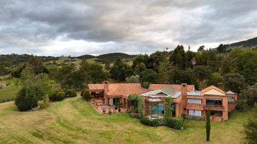 La Calera Villa | Villa Los Lagos