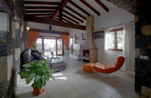 Tuineje Villa | Villa Los Volcanes