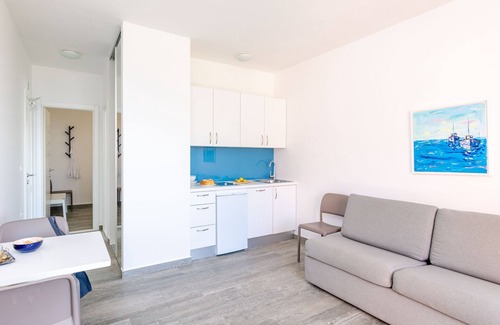 Cavtat Apartment | Villa Lukas - 'No.1' One-Bedroom Apartment with Balcony and Sea View