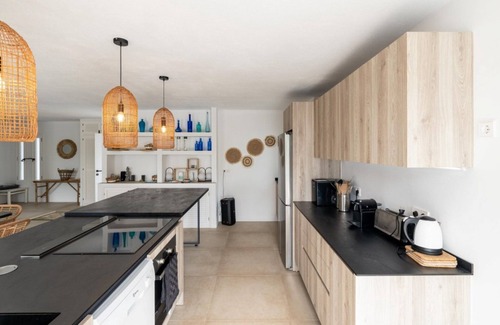 Sant Josep de sa Talaia Villa | Villa 'Molí' with Sea View, Wi-Fi and Air Conditioning