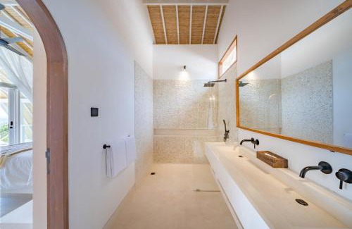 Jungut Batu Villa | Villa Madu Dua