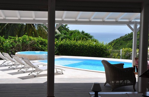 Saint Felix House | villa MAGAR standing overlooking the sea Pool and Jacuzzi
