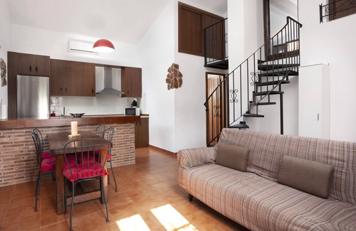 Cutar Villa | Villa "Mango" with Private Pool & Wi-Fi