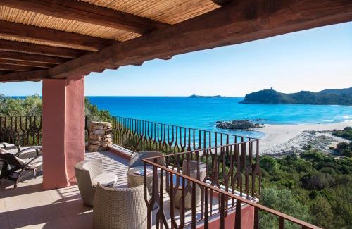 Notteri Villa | Villa Mannus - Splendida villa vista mare con piscina