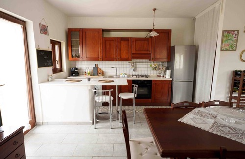 Mottola Villa | Villa 'Mario Pool and Relax' with Private Pool, Wi-Fi and Air Conditioning