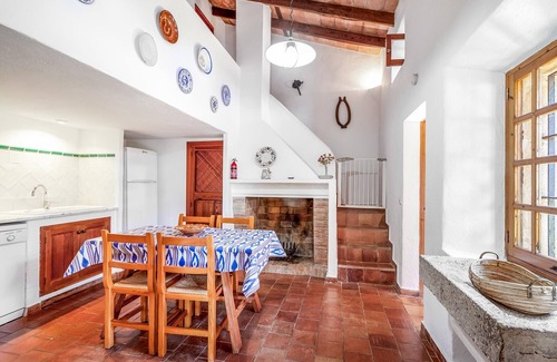 Urbanitzacio la Font Villa | Villa 'Martorell' with Private Pool, Wi-Fi and Air Conditioning