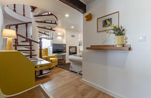 Aveiro House | Villa Mau Maria incl Parking by Home Sweet Home Aveiro