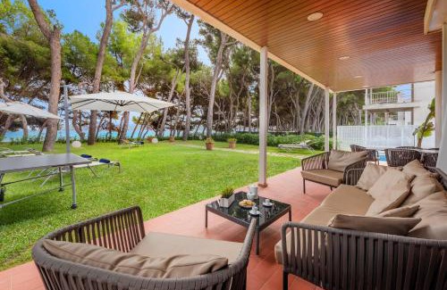 Alcudia Villa | Villa Mediterrania I Mallorca - by EMERALD STAY