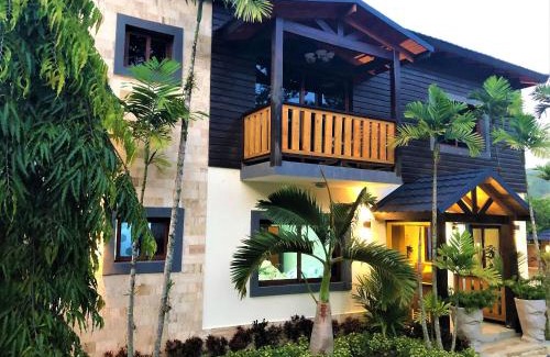 La Vega Province House | Villa Mi Patio By Hospedify - Hermosa villa con mesa de billar y río cristalino a 3 min Un pequeño paraíso en Jarabacoa