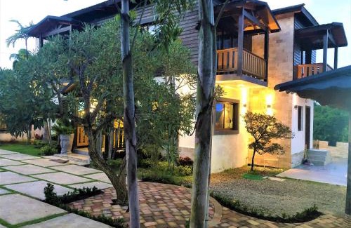 La Vega Province House | Villa Mi Patio By Hospedify - Hermosa villa con mesa de billar y río cristalino a 3 min Un pequeño paraíso en Jarabacoa