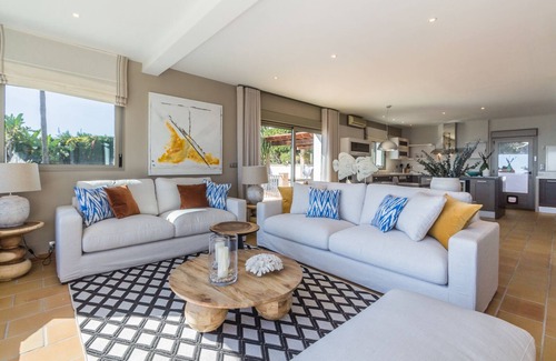 Salobrena Villa | Villa Miranda with private heated pool and fantastic views!