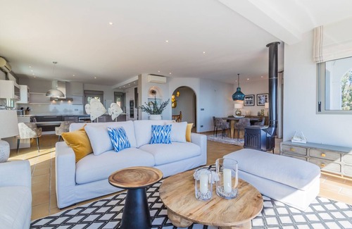 Salobrena Villa | Villa Miranda with private heated pool and fantastic views!