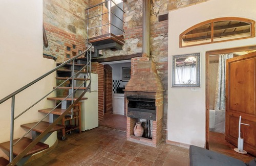 Mercatale Val di Pesa Villa | Villa 'Molino' with Private Pool, Private Terrace and Wi-Fi