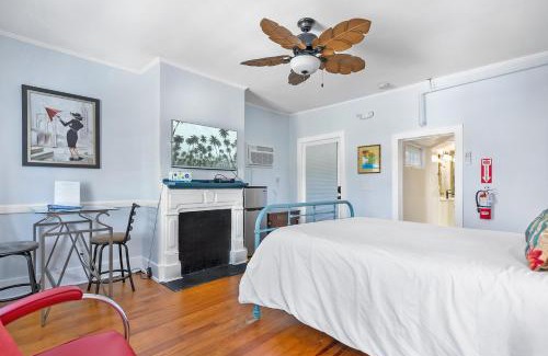 Downtown Historic District Apartment | Villa Mulvey # 3