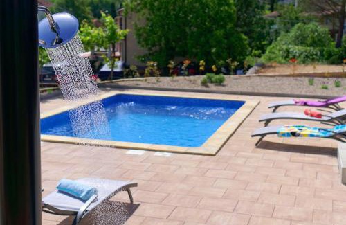 Vantacici Villa | Villa Nerium
