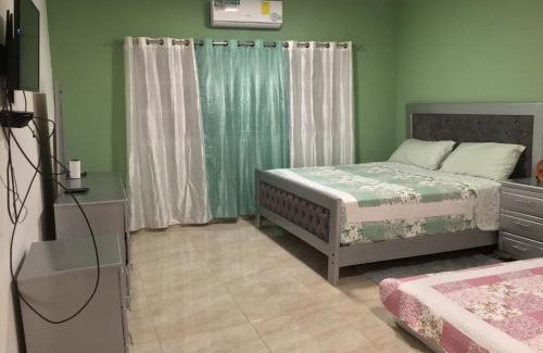 Matanzas Villa | Villa Nilsa (The Blue House)