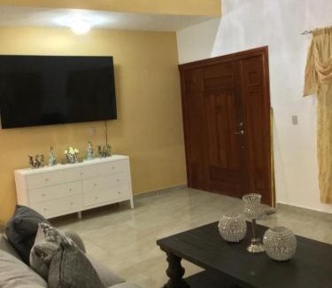 Matanzas Villa | Villa Nilsa (The Blue House)