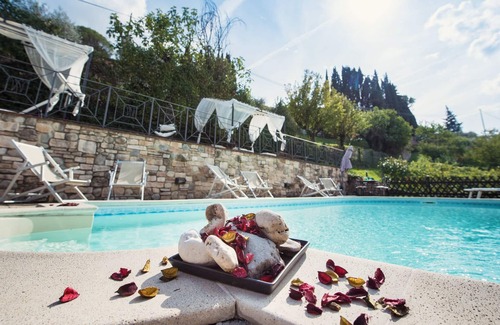 Perugia Villa | Villa Nuba,Pinturicchio apt-salt,heated water pool,wifi,fireplace,5min.downtown