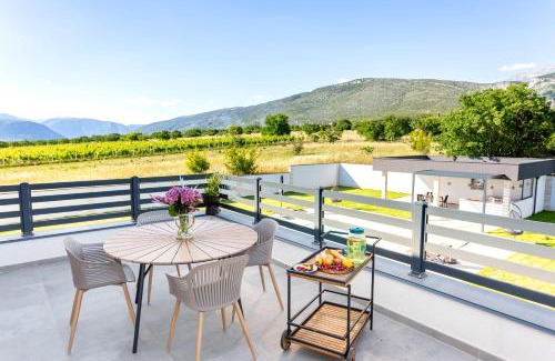 Blagaj Villa | Villa One Wall