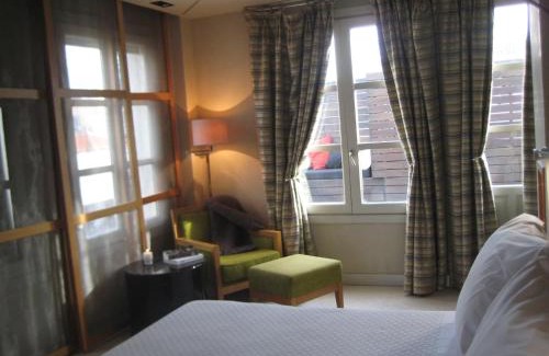 Granada City Center Hotel | Villa Oniria