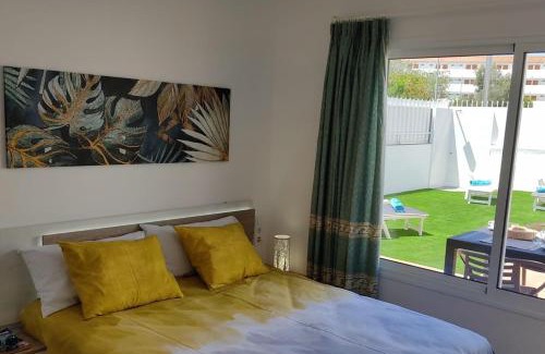 Maspalomas House | Villa Orquidea with private garden