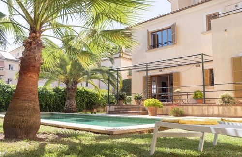 Plaza de Toros Ski Chalet | Villa Palma 3 - Private pool villa in Palma