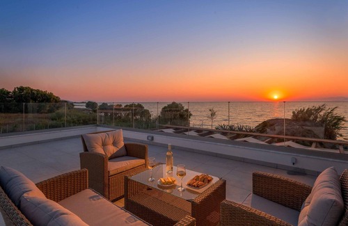 Theologos Villa | Villa Panaxia Keema - Two Bedroom Villa, Sleeps 4