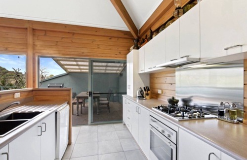 Patonga House | Villa Pandanus by HolidayCo.