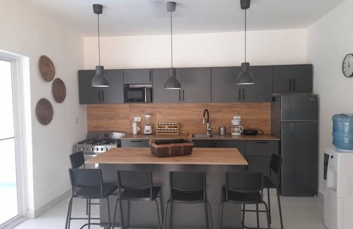 La Esplanada Villa | Villa Paradiso Sleeps 8 with Pool