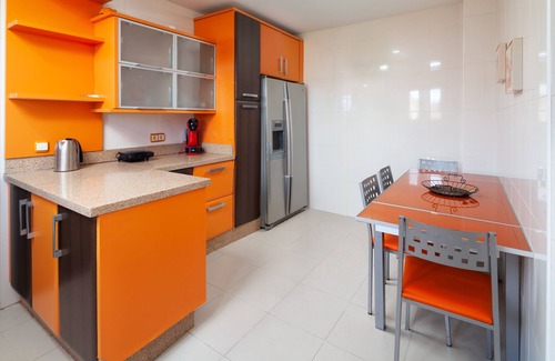 Velez-Malaga Villa | Villa 'Pepa' with Sea Views, Pool and Wi-Fi