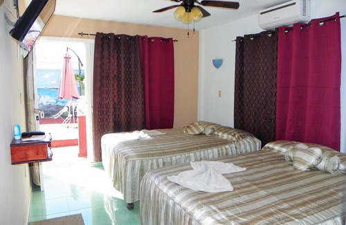 Municipality of Cienaga de Zapata House | Villa Plata Tropical