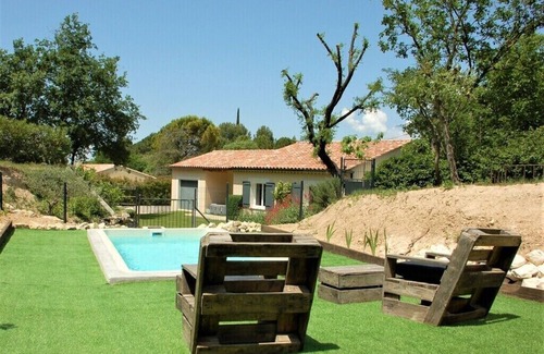 Malemort-du-Comtat Villa | Villa Plein SUD EN Provence