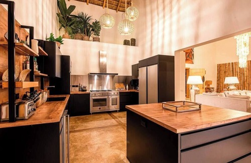 Las Terrenas House | Villa Poppe Summary: