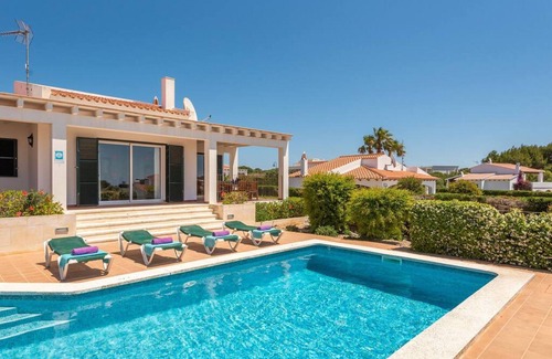 Sant Lluis Villa | Villa Poppy. Private pool, Full AC & Wifi, Menorca