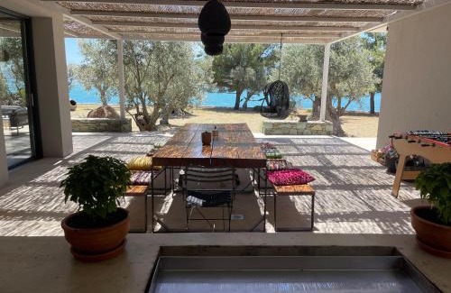 Alyfanta House | VILLA PORT OLIVIER