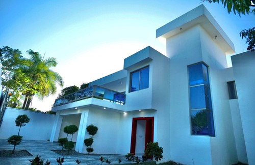 Santo Domingo Oeste Villa | Villa Pravda Guerra 4BR 6BDS 12PAX