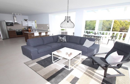 Chimenea Villa | Villa renovated in summer 2019 with private swimming pool