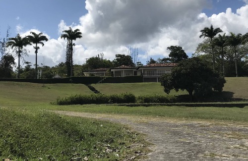 Moreno Cottage | Villa Rental, Fraternization, Event, Party, Pool, 4qtos