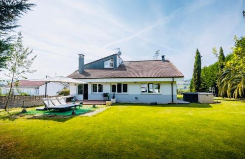 Las Campas y San Claudio House | Villa Romeo