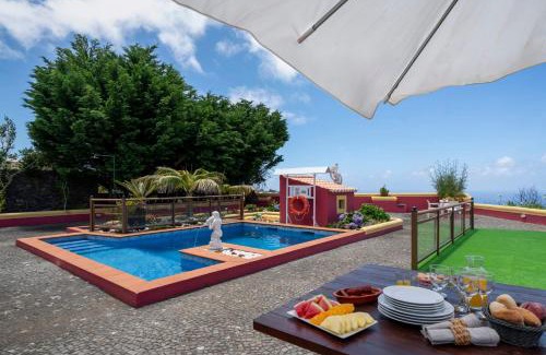 Lombada Velha House | Villa Roque by An Island Apart