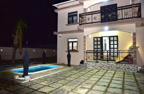 Goodlands Villa | Villa Royal Bhudha