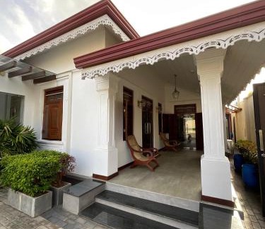 Hikkaduwa Resort | Villa Sea Wave