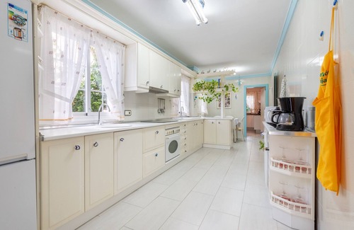 Son Ferrer Villa | Villa "Son Ferrer" with Garden, Pool, Wi-Fi and Air Conditioning