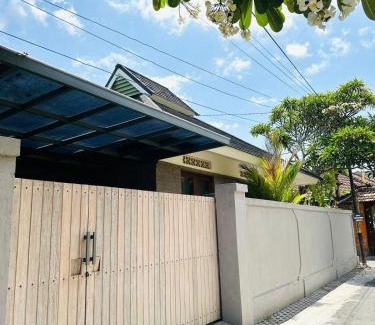 Sanur Villa | Villa Sore Poso