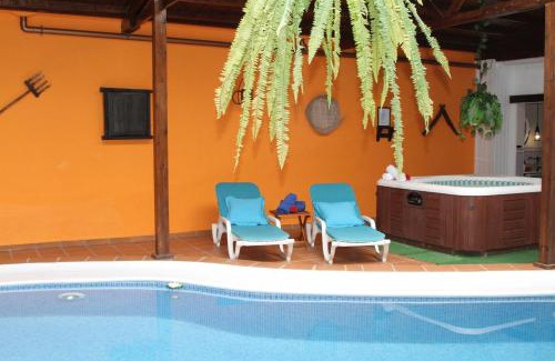 Triquivijate Villa | Villa Spa Las Tinajas