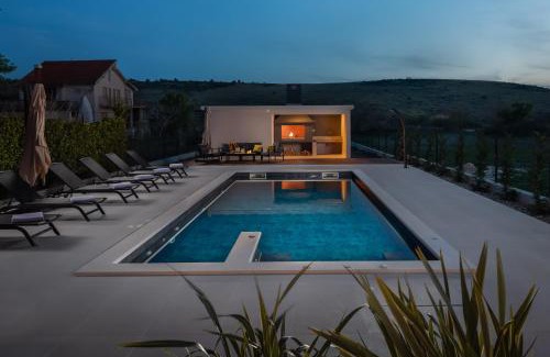 Ljubac Villa | Villa Sunset Bay - amazing view and large heated pool