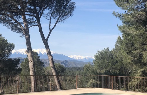 Espira de l'Agly Villa | Villa surrounded by nature, cicadas and pine trees