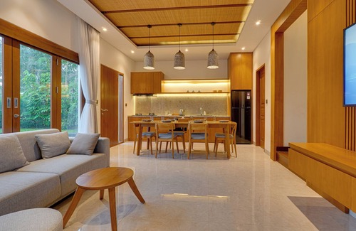 Denpasar Barat Villa | Villa Taman Seminyak Suite 01